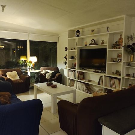Hostal Renca, Casa Hotel ซานติอาโก ภายนอก รูปภาพ