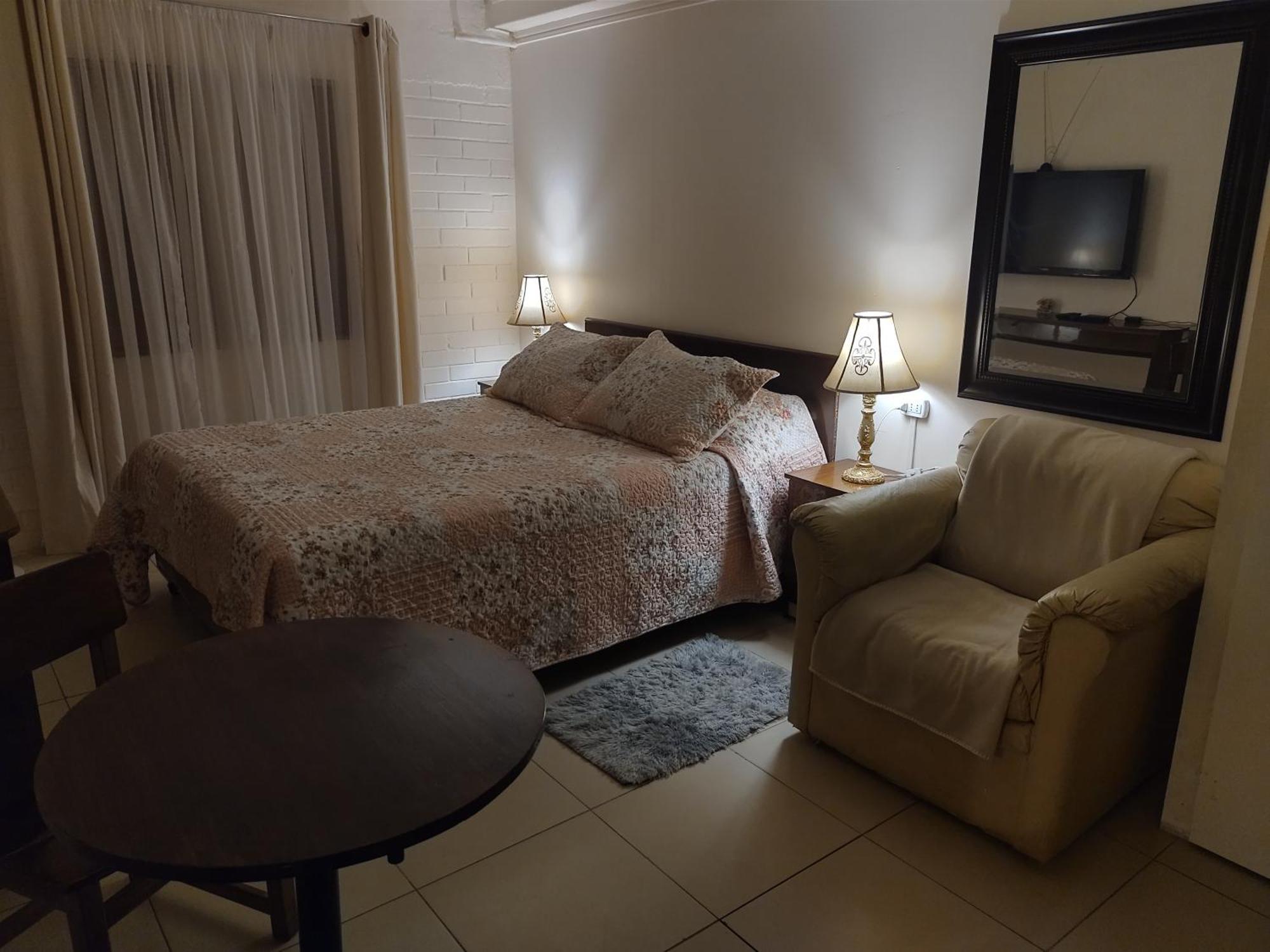 Hostal Renca, Casa Hotel ซานติอาโก ภายนอก รูปภาพ